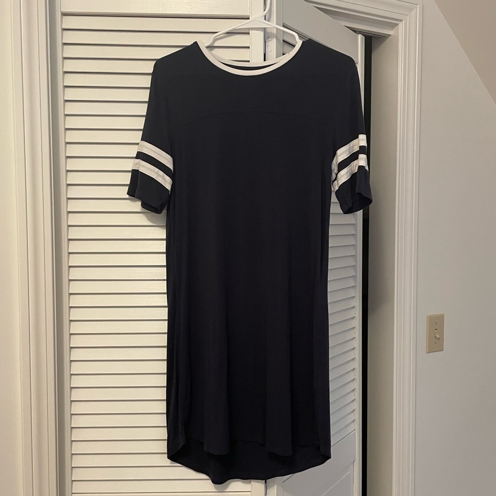 Z Supply Navy T Shirt Dress